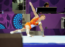 İdman gimnastikası üzrə fərdi çoxnövçülük yarışlarında ölkəmizi kişilər arasında Oleq Stepko təmsil edir. Bakı, Azərbaycan, 18 iyun 2015